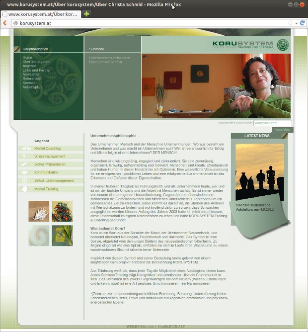 Korusystem-Webseite mit grünen Menüs und Foto einer Person