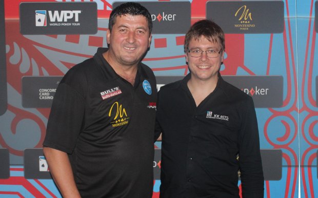 Dartspieler Mensur Suljovic und Thomas Krcal bei einer Veranstaltung