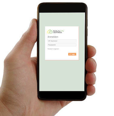 Smartphone mit Anmeldemaske des Schlau-PV-Vertriebsportals